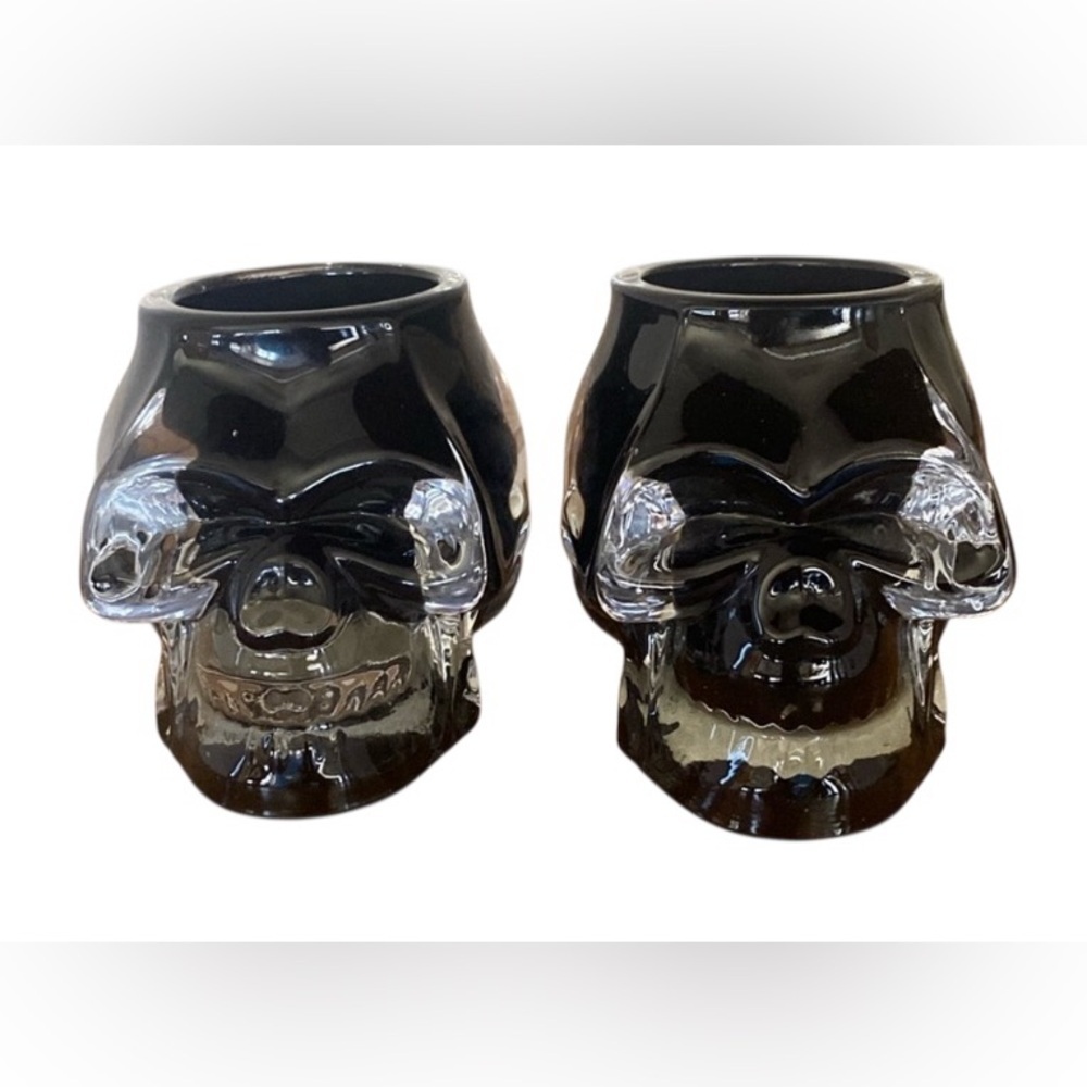 Heavy Clear and Black Glass Heavy Skull‎ Votive Candle Holder Figure Halloween